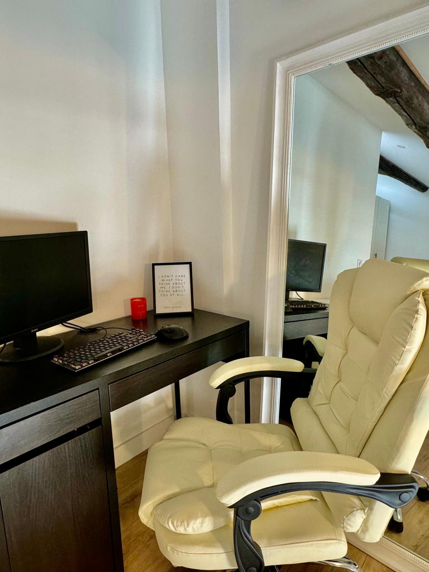 The Loft, 8 Eme Appartement